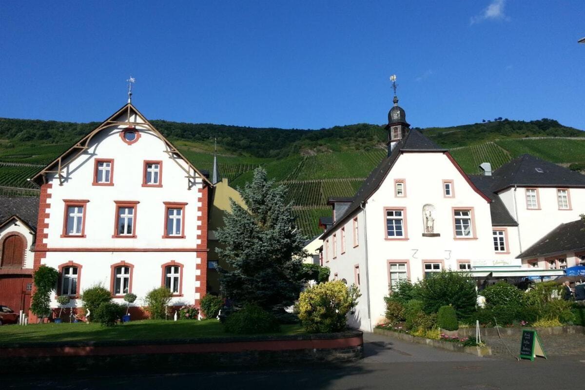 Weinhaus Hotel Zum Josefshof Graach Zewnętrze zdjęcie