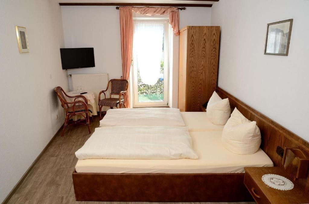 Weinhaus Hotel Zum Josefshof Graach Pokój zdjęcie